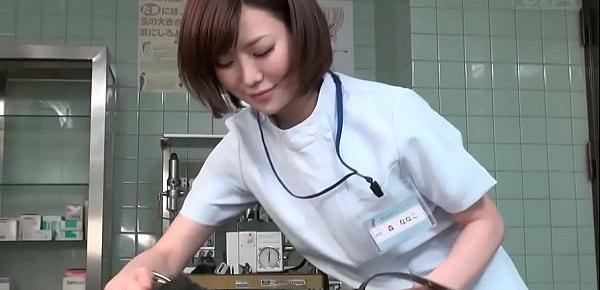  Subtitled CFNM Japanese female doctor gives patient handjob